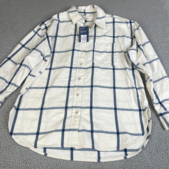 Universal Thread Flannel Shirt Women Small Blue White Plaid Oversized Fit Button - Picture 1 of 11